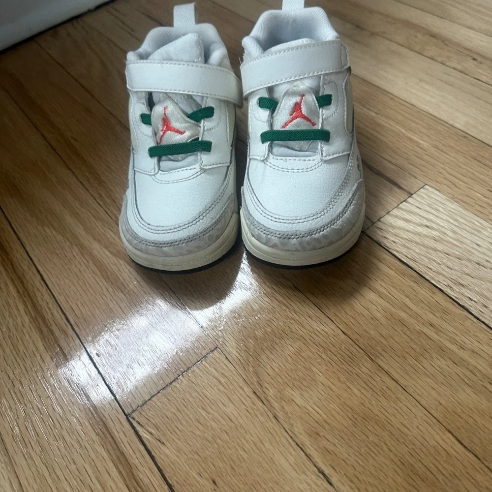 JORDAN SPIZIKE LOW KIDS SHOES 9C